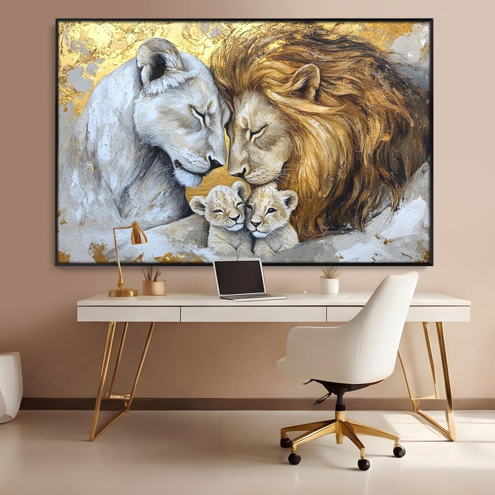 Tablou canvas cu tablou canvas cu familie de lei pictata, in rama de aluminiu negru, pe perete intr-un birou